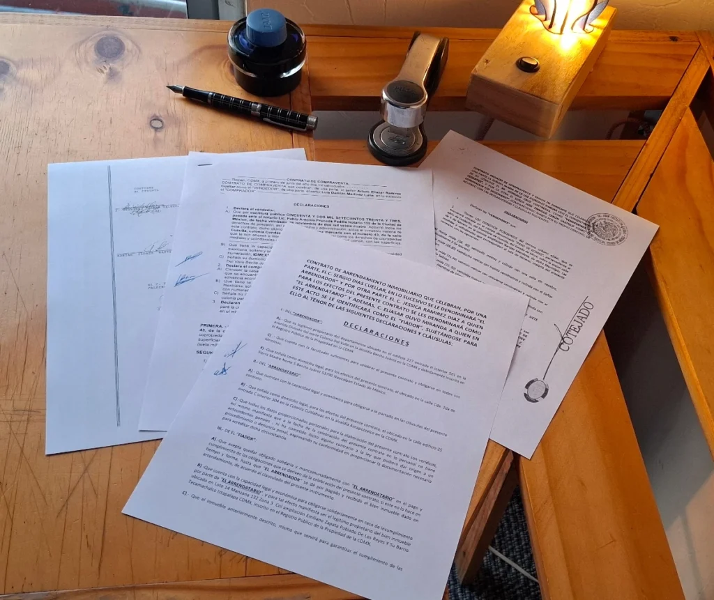 Documentos legales y notariales, usados en trámites Infonavit